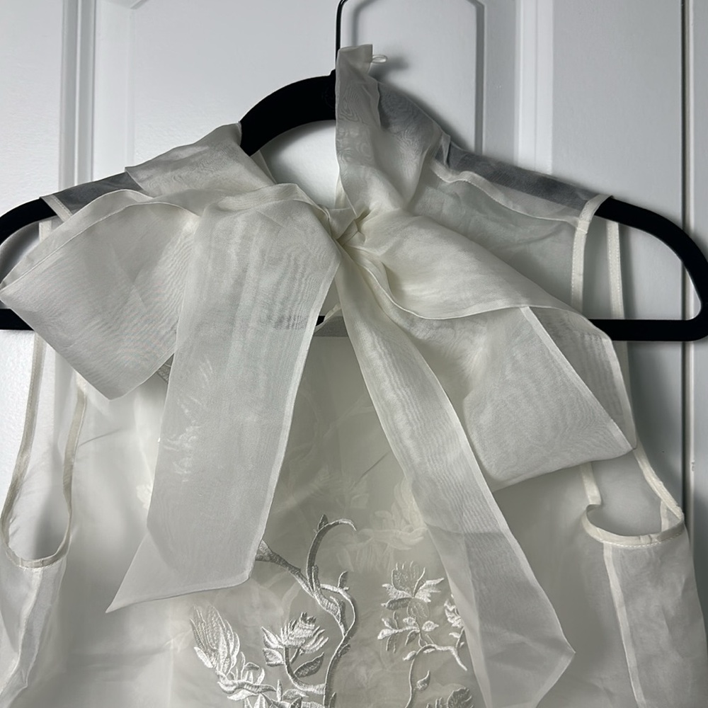 RICH RADI Q'S NEW YORK Silk White Embroidered Tie-Neck Blouse - Picture 3 of 5